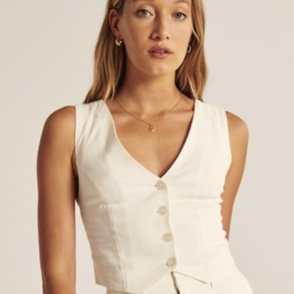 Abercrombie & Fitch Linen Blend Vest Top